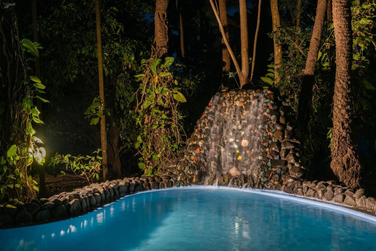 Saffronstays Chikoo Wadi- 3Bdr Pet-Friendly Villa With Pool In Boisar Exterior foto